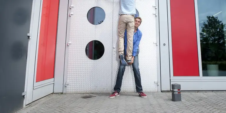 8104a